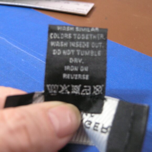 Iris Singer Black lace/Crochet 3/4 sleeve bell sleeve top Size 2 - Picture 8 of 8